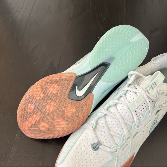 ✔️New✔️ NIKE Air Zoom GT Cut 3 Shine Together - Picture 4 of 9